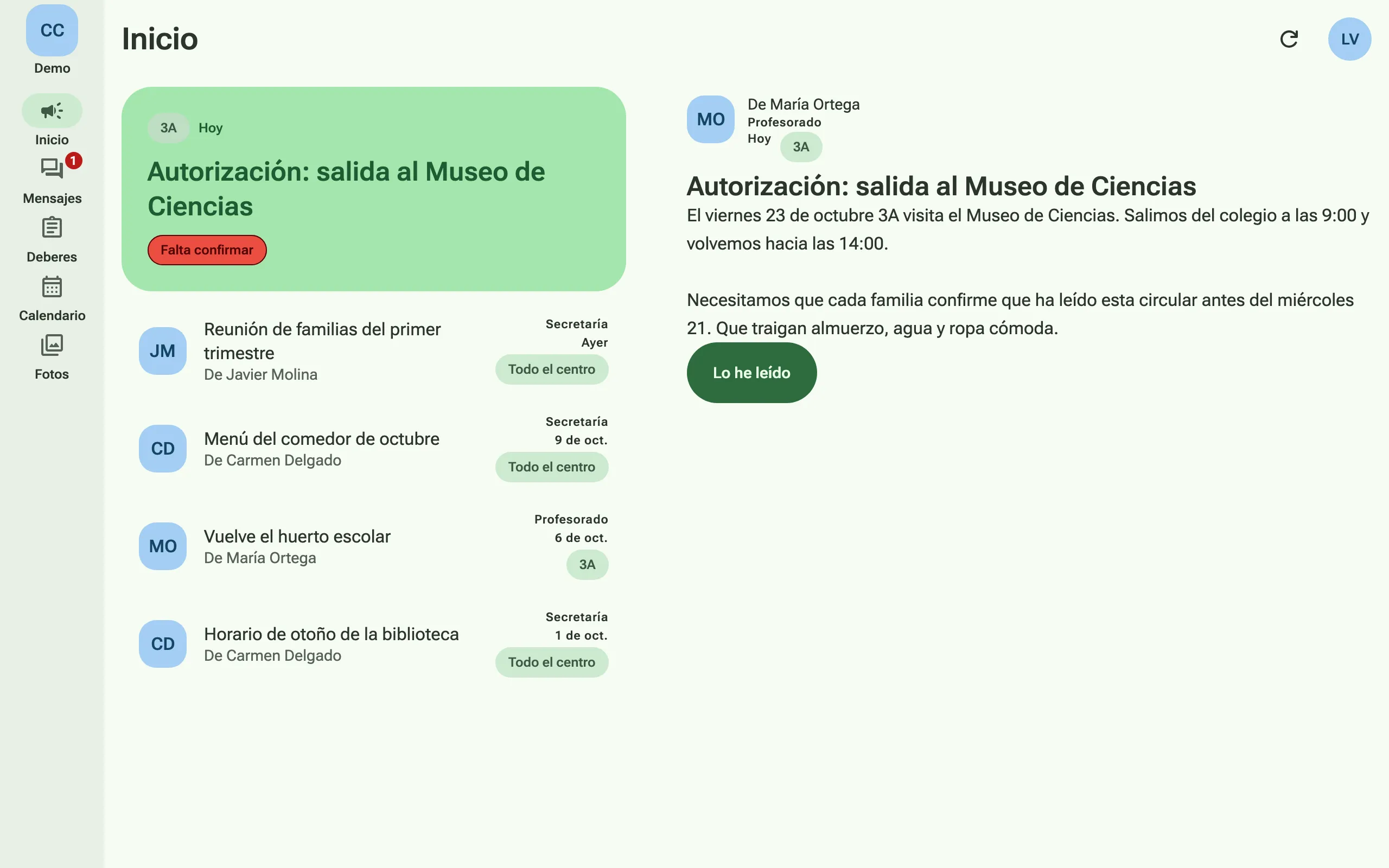 La app en un ordenador: el inicio de una familia con un comunicado abierto que le pide confirmar la lectura.